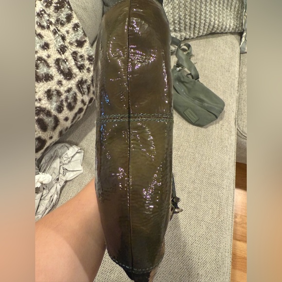 Vintage Olive green Coach shoulder bag - 2000s style - EUC - Picture 8 of 9